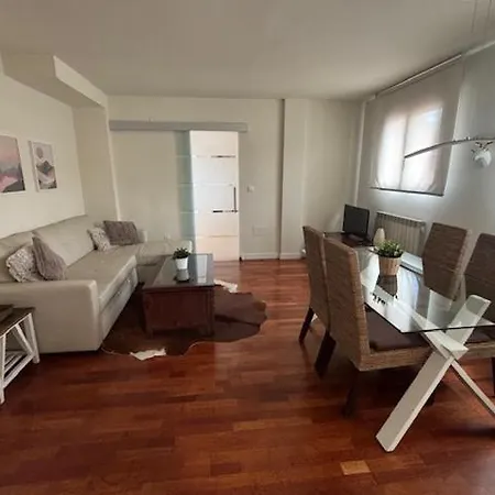 Duplex Centrico Labati شقة جاكا